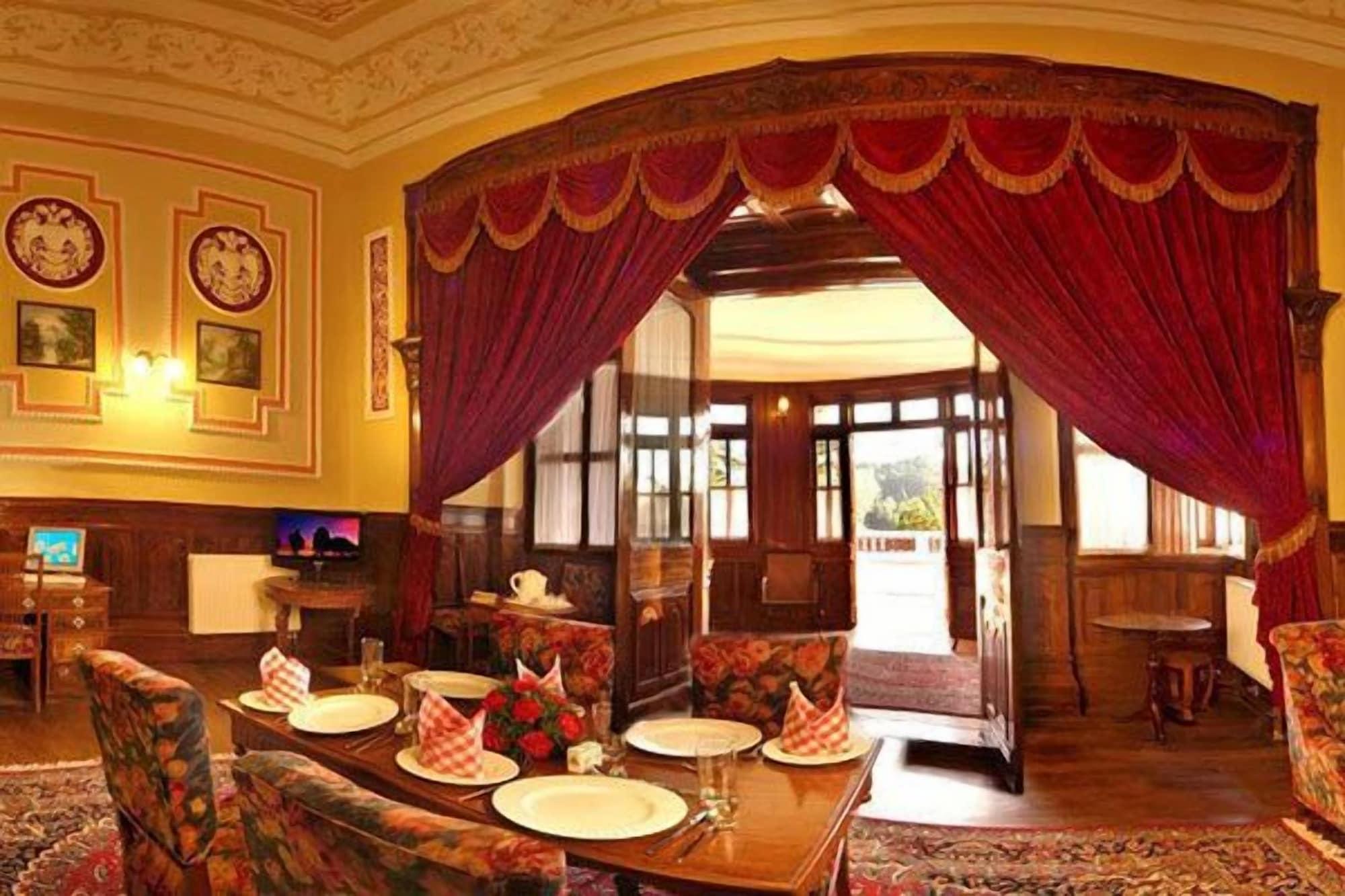 Welcomheritage Fernhills Royal Palace Ooty Eksteriør billede